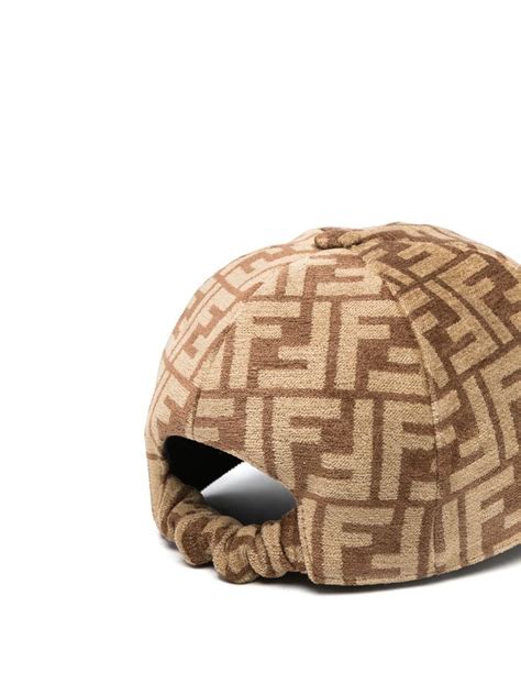 cappello inverlane fendi